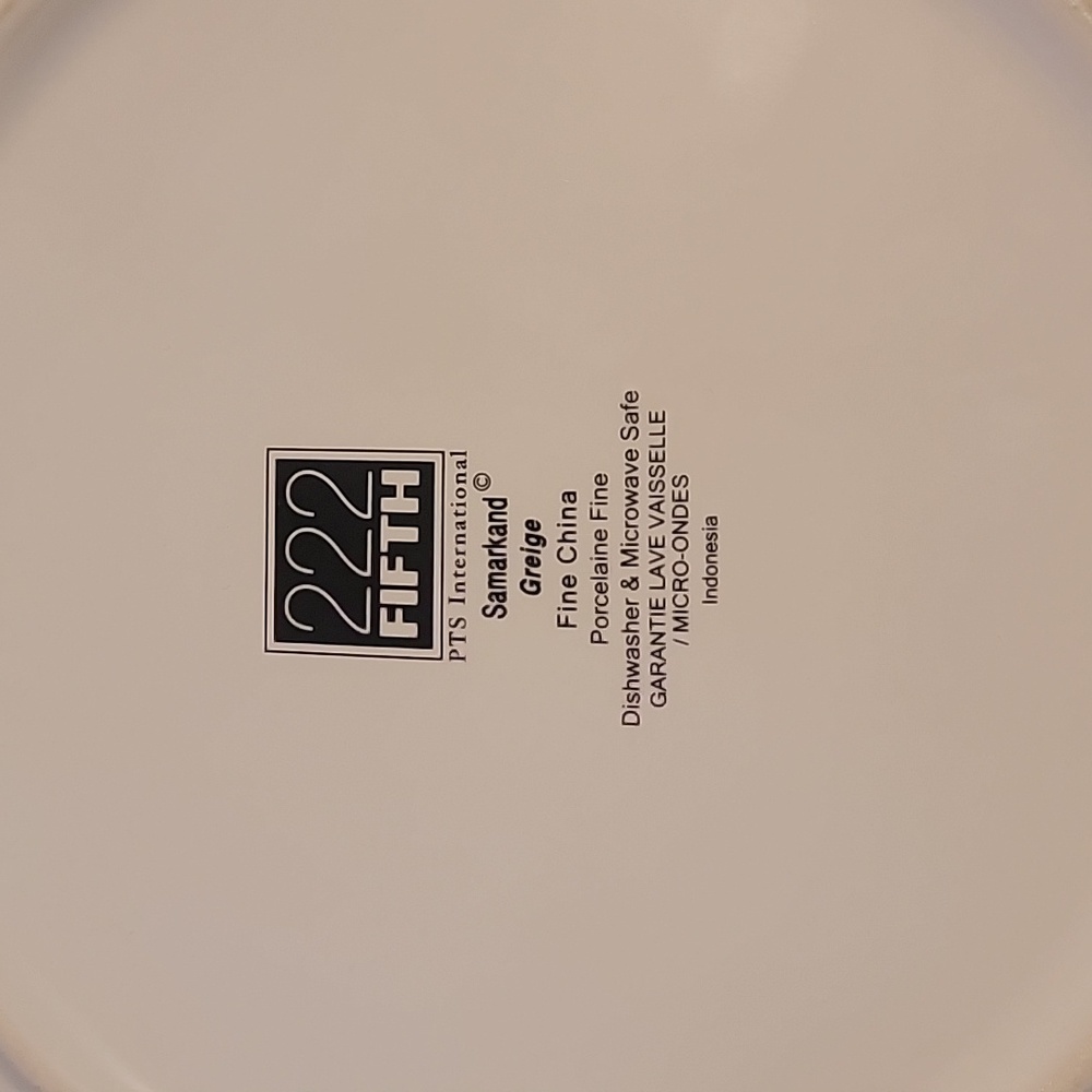 Custom place setting. - Picture 7 of 9